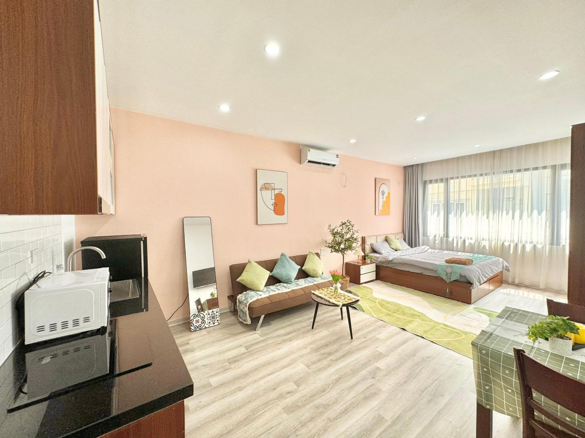 Modern & Comfy Apartment Ханой Екстериор снимка