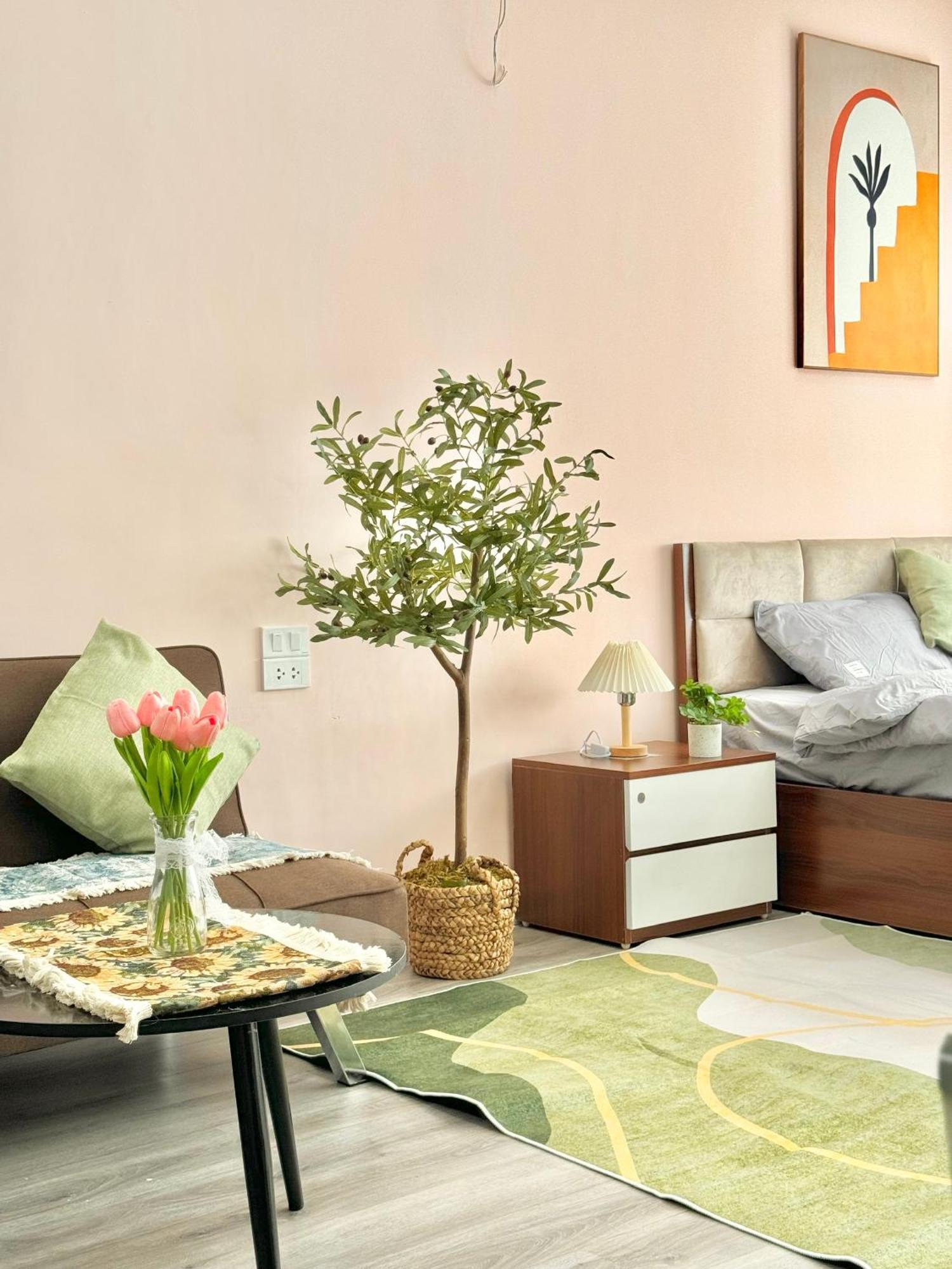 Modern & Comfy Apartment Ханой Екстериор снимка