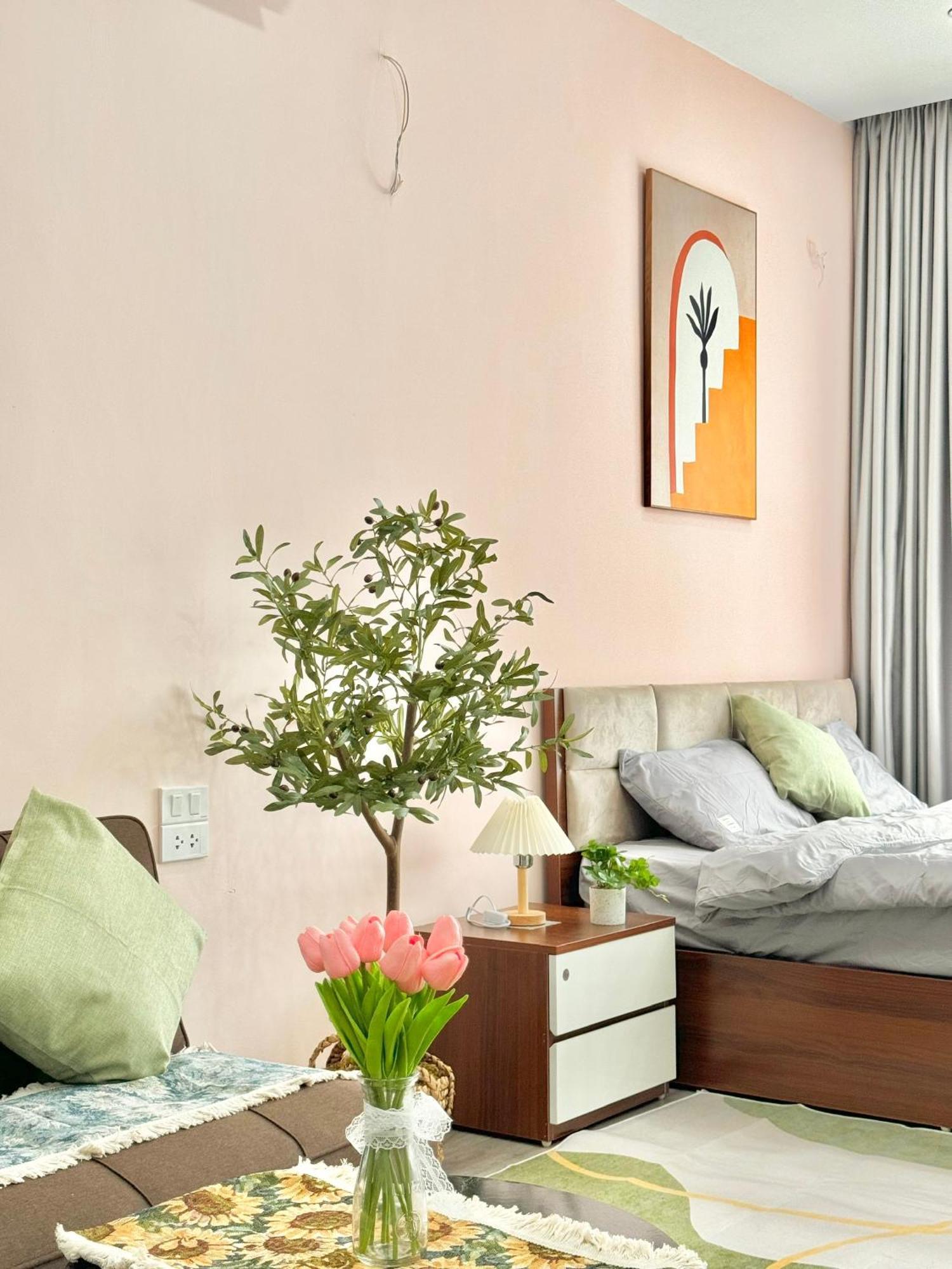 Modern & Comfy Apartment Ханой Екстериор снимка